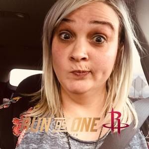 Meet your Posher, Brooke